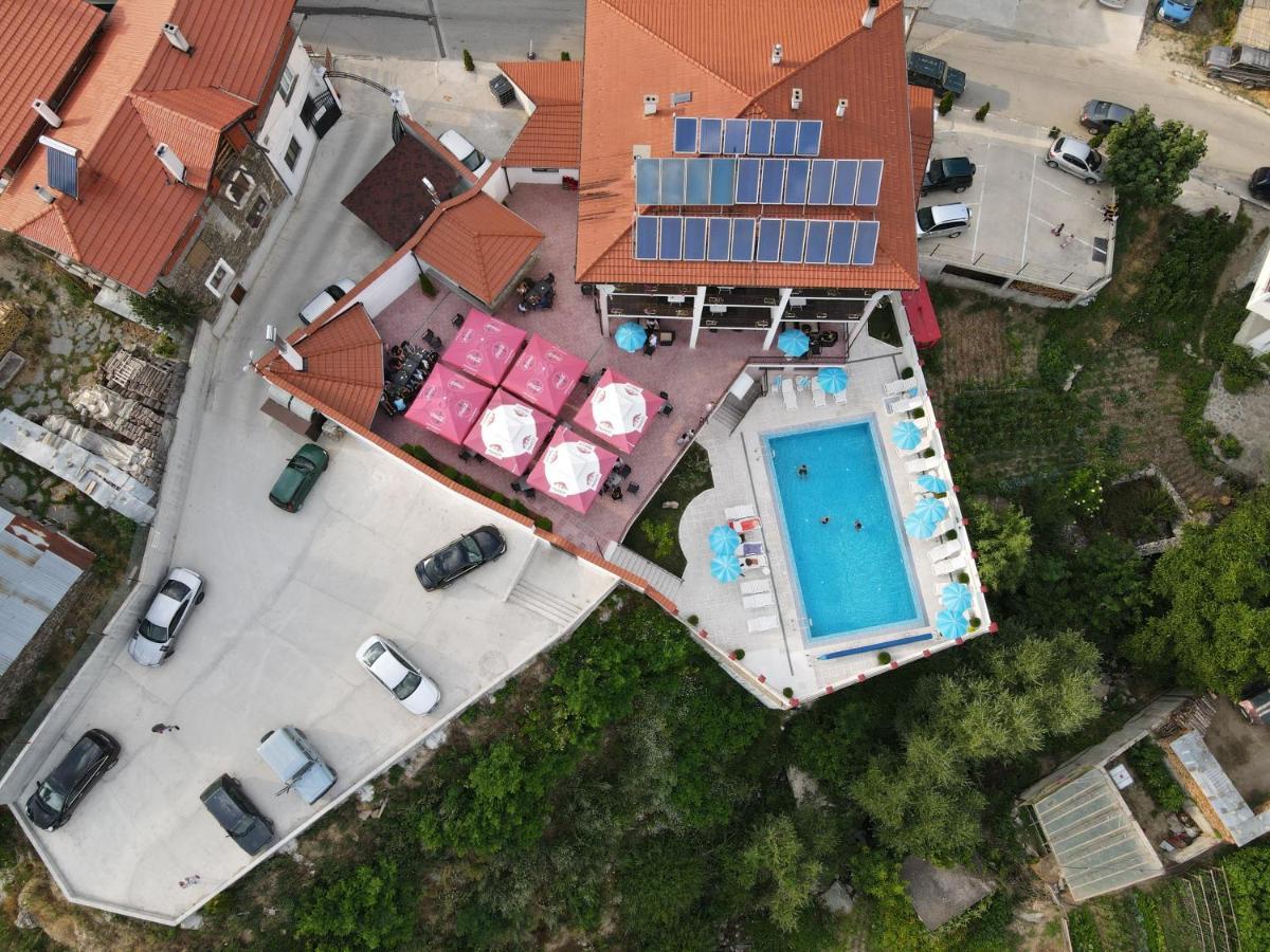 Hotel Deyanira Gorno Dryanovo Экстерьер фото