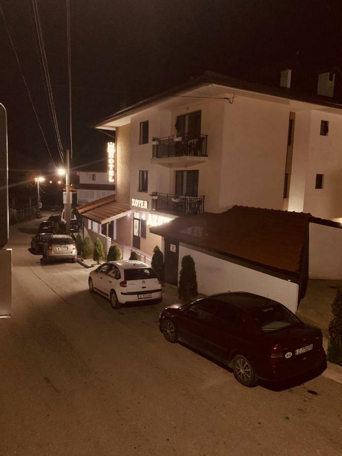 Hotel Deyanira Gorno Dryanovo Экстерьер фото